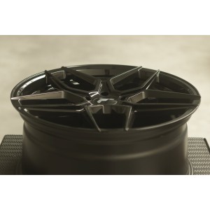 JR Wheels JR34 19x8,5 Gloss Black