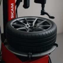 Tyre fitting